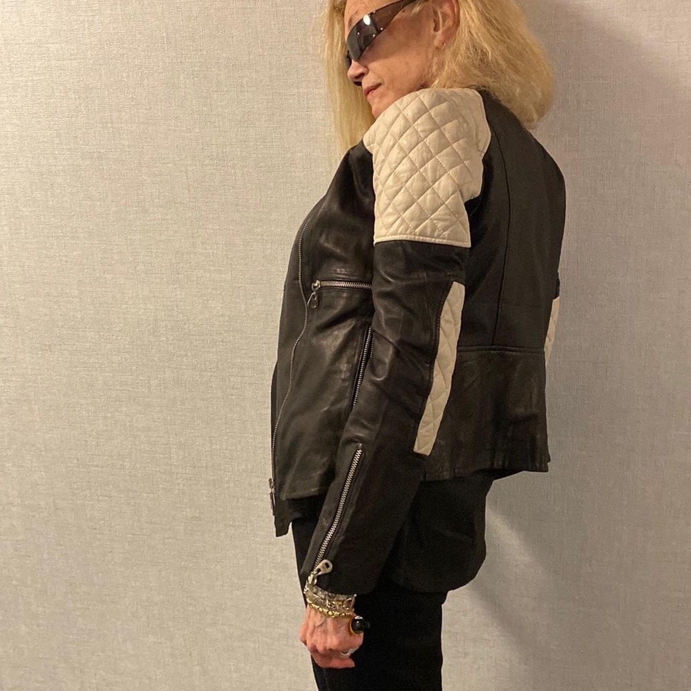 Deer skin butter soft leather jacket size small